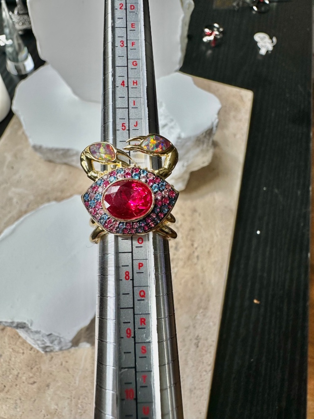 NWT | nOir Jewelry | Cocos the Crab Ring - Sold out online! - Picture 5 of 5